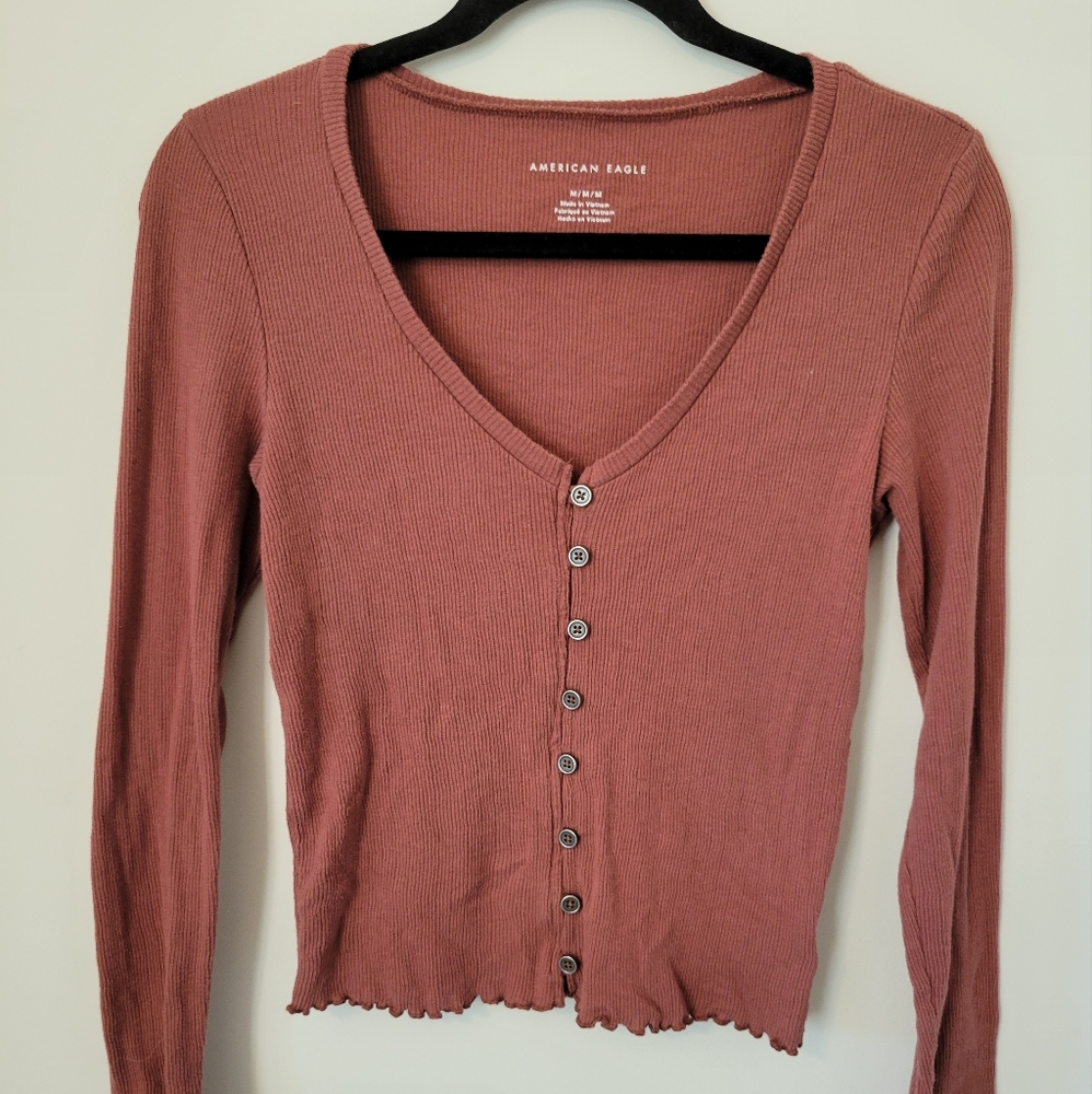 NWOT American Eagle Mauve Pink Long sleeve Henley Tee T-Shirt